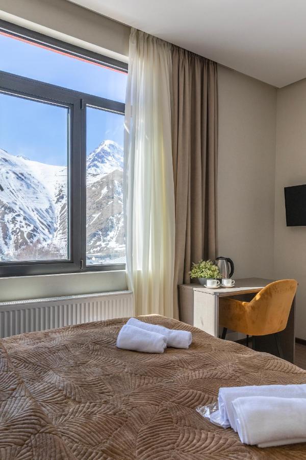 Hôtel Cliff House à Kazbegi Extérieur photo